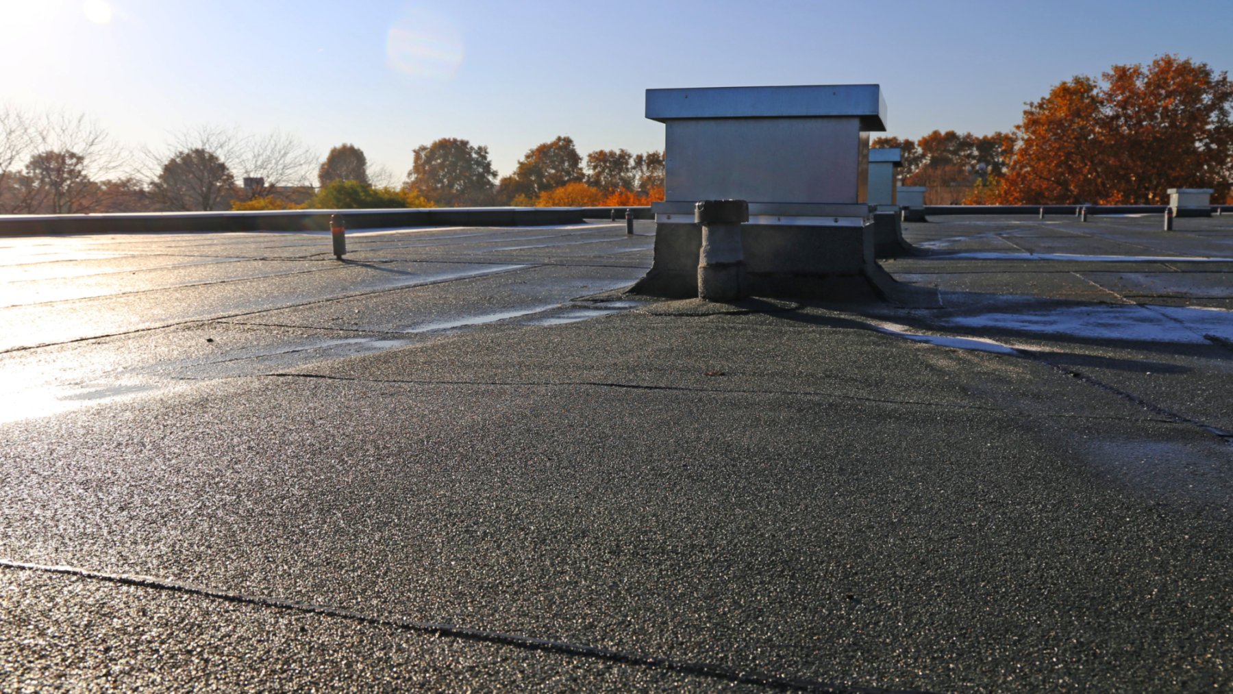 The Pros and Cons of Flat Roofs for Baton Rouge Businesses 1 Flat Roof Cost