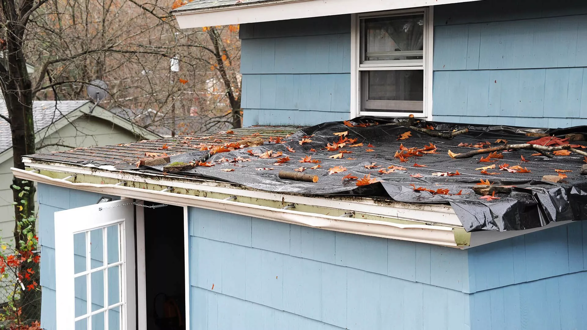 How Do You Determine If A New Roof Is Needed? 1 Installing A New Roof