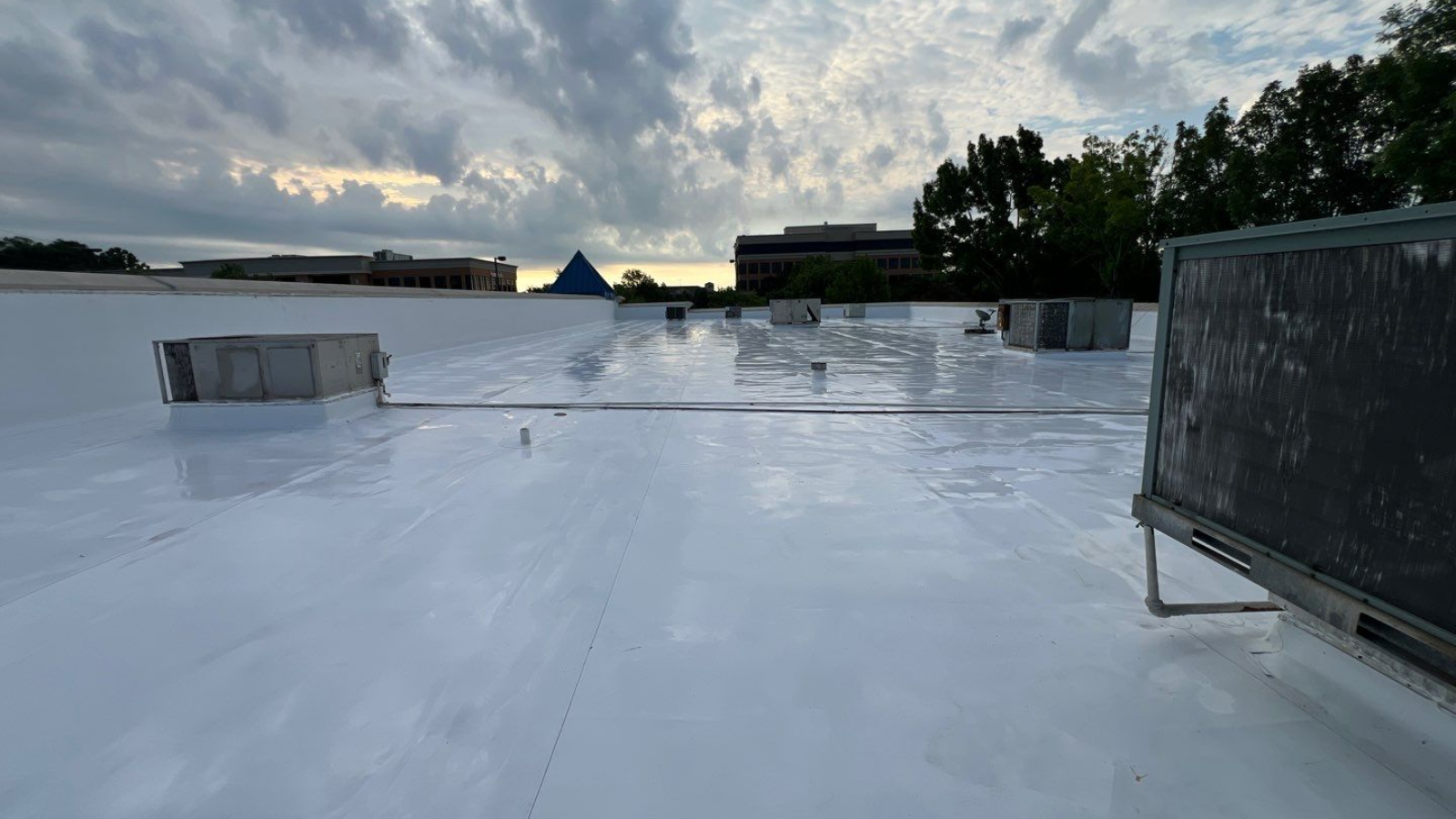 Commercial Flat Roof Drainage Solutions for Louisiana Rainfall 1 flat roof drainage Louisiana commercial