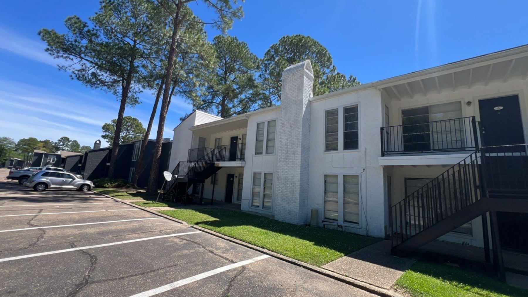 Louisiana Roofing Contractors: Licensing and Insurance Requirements 1 Louisiana roofing contractor licensing requirements